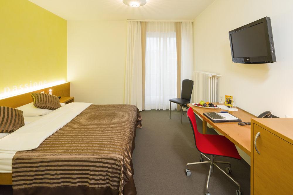 Sommerau-Ticino Swiss Quality Hotel Dietikon Εξωτερικό φωτογραφία