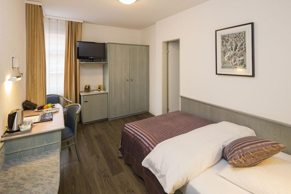 Sommerau-Ticino Swiss Quality Hotel Dietikon Εξωτερικό φωτογραφία